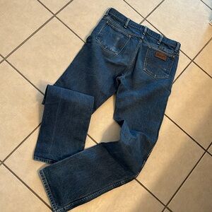 Beautiful fades wrangler slim advanced comfort 36MWZ denim jeans 34x36